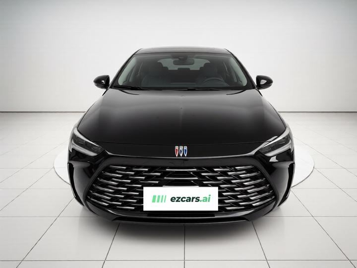 Regal 2024 Facelift 25T photo 2