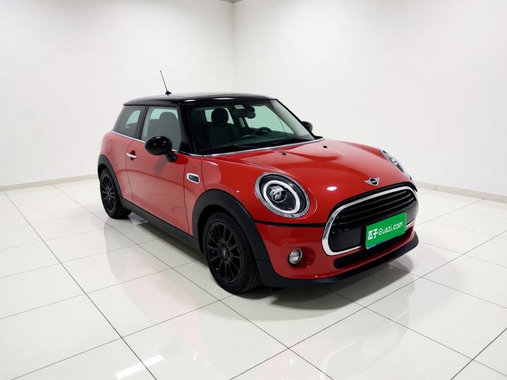 2020 1.5T COOPER Classic photo 3