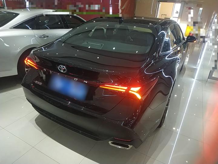 Avalon 2023 2.0L Luxury photo 4