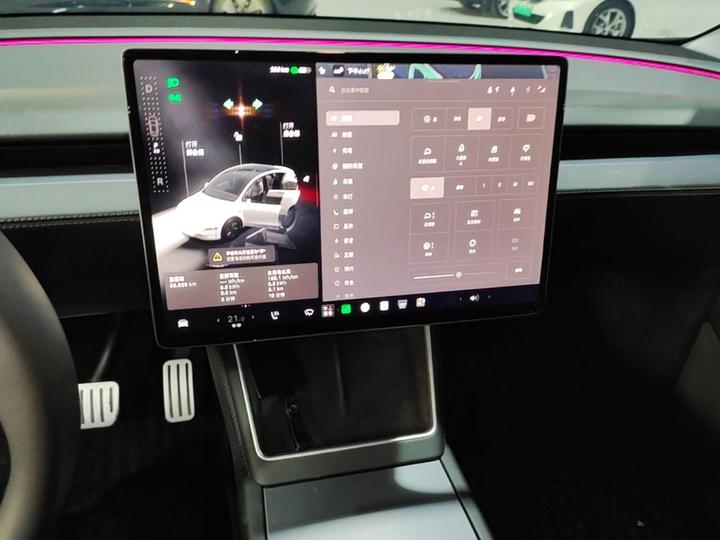 Model Y 2025 RWD photo 8