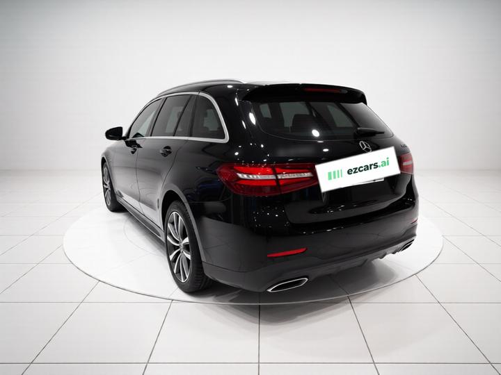 GLC 2017 GLC 300 4MATIC Dynamic photo 4