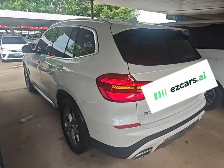 X3 2021 xDrive28i Luxury photo 4