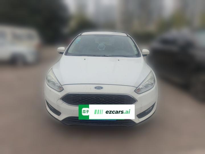 Focus 2017 Hatchback 1.6L AT Comfort photo 2