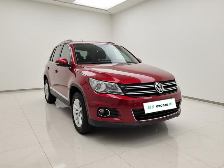 Tiguan 2010 1.8TSI AT RWD photo 3