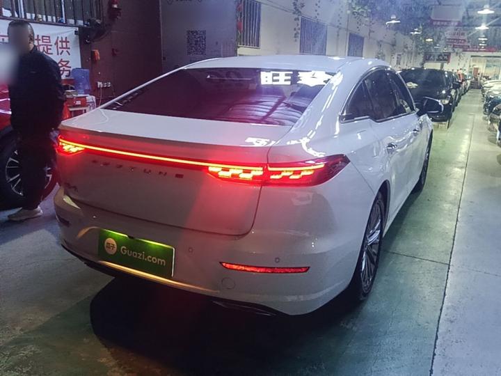 Bestune B70 2024 4th Gen 2.0T photo 6