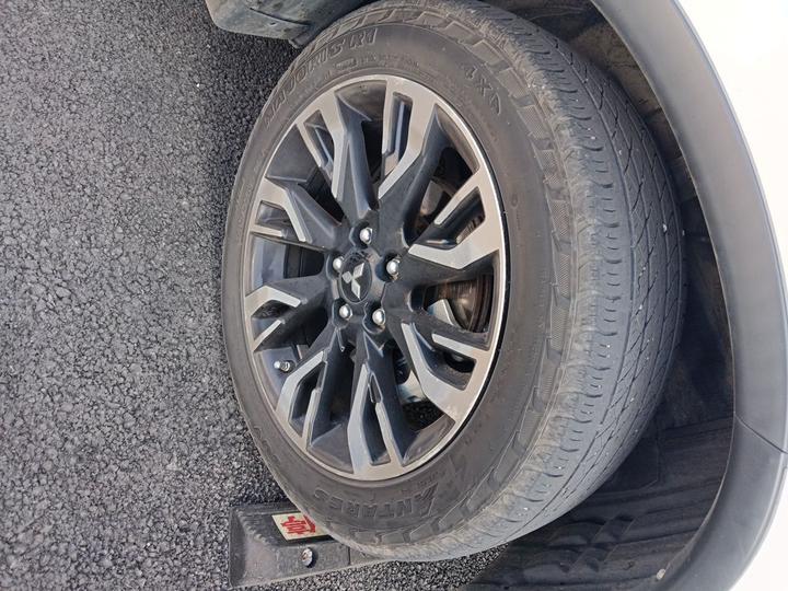 Outlander 2019 2.4L AWD Enjoy 5-Seater China V photo 8