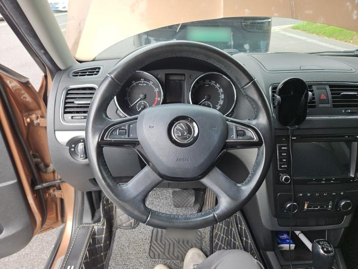Yeti 2014 1.8TSI DSG photo 7