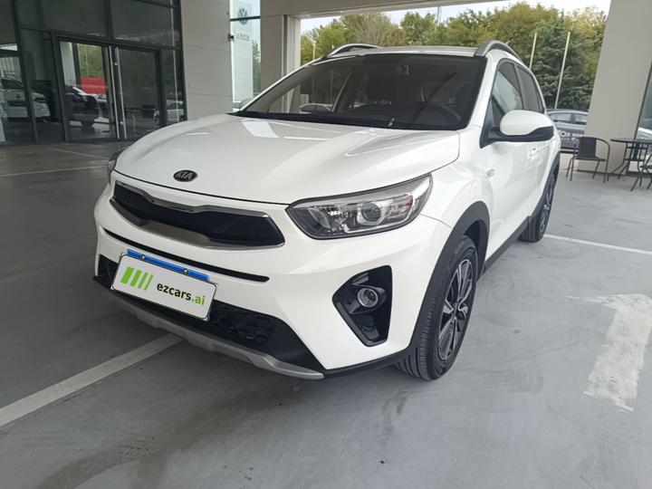 Stonic 2021 1.4L MT