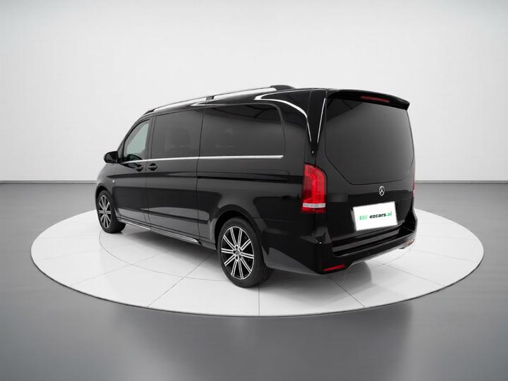 V-Class 2022 V 260 L Long Wheelbase Luxury photo 4