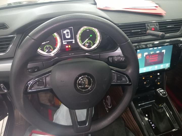 Superb 2018 TSI330 DSG Comfort China V photo 6