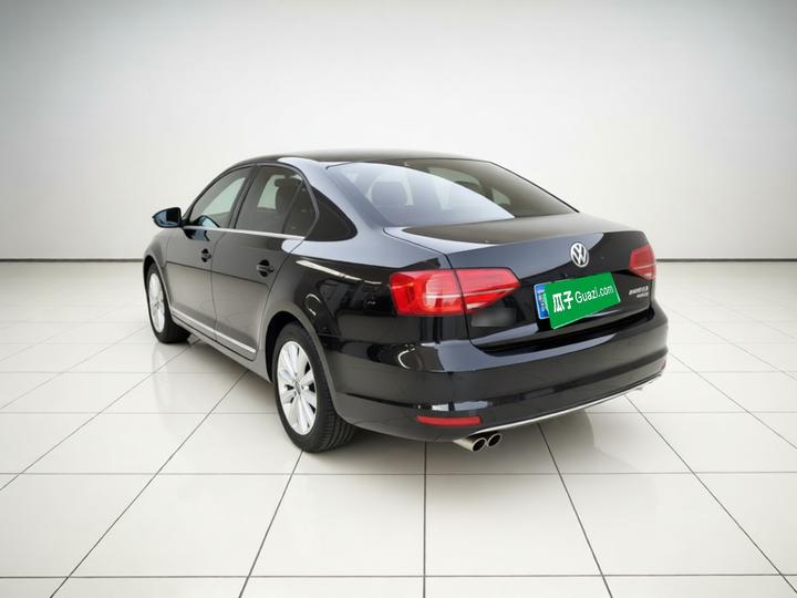 Sagitar 2015 230TSI MT Comfort photo 4
