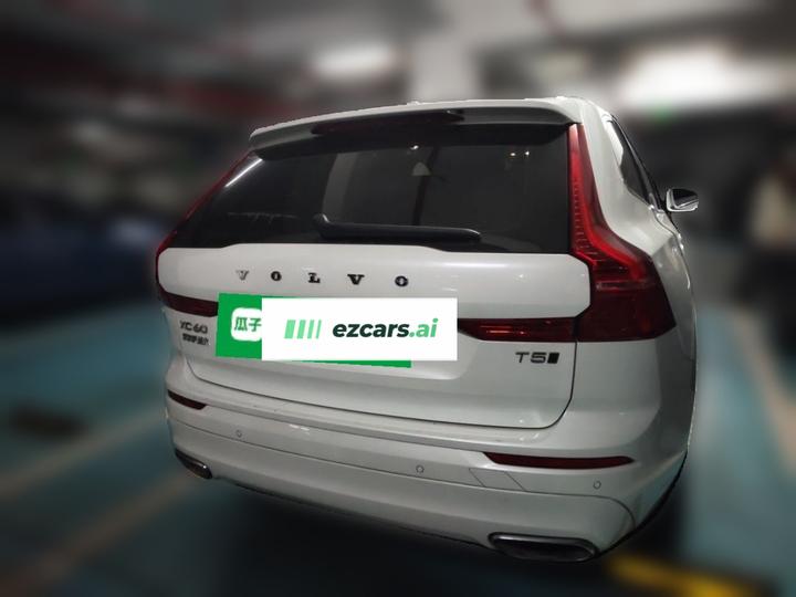 XC60 2019 T5 AWD China V photo 3