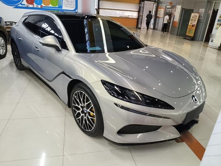 Z9GT 2026 Noble photo 3