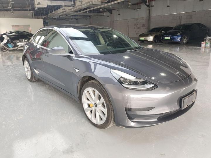 Model 3 2019 Standard Range RWD Upgraded photo 3