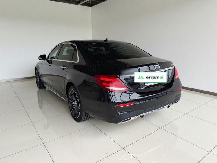 E-Class 2017 E 320 L Sport 4MATIC photo 4