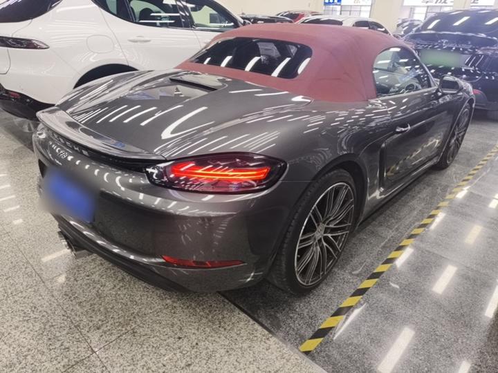 718 2018 Boxster 2.0T photo 4