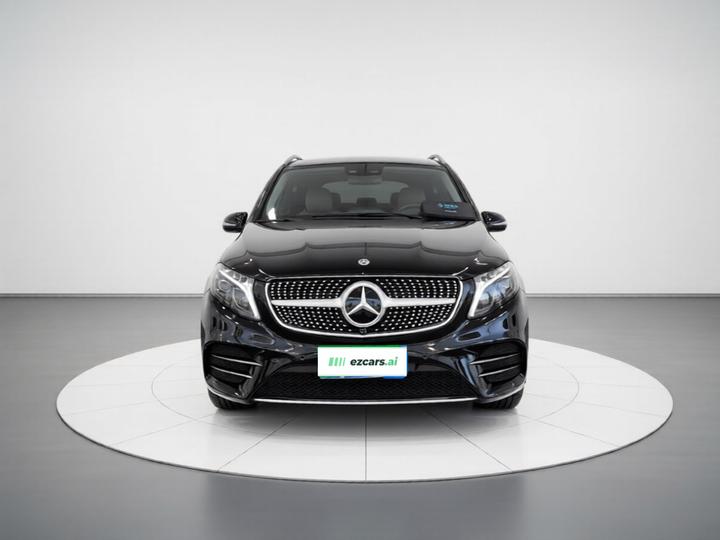 V-Class 2022 V 260 L Long Wheelbase Luxury photo 2