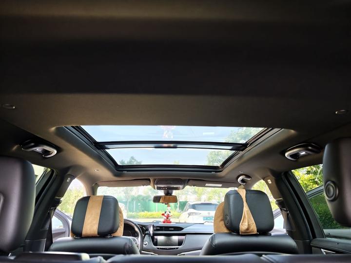 XT5 2018 28E AWD Tech photo 8