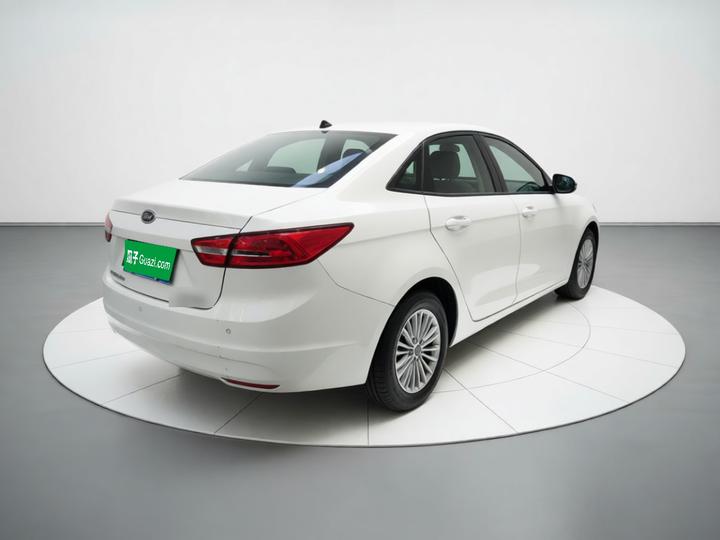Escort 2017 Facelift 1.5L AT Comfort photo 6