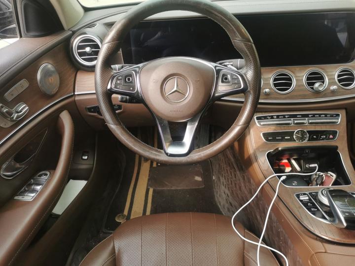 E-Class 2018 Facelift E 300 L Luxury photo 7