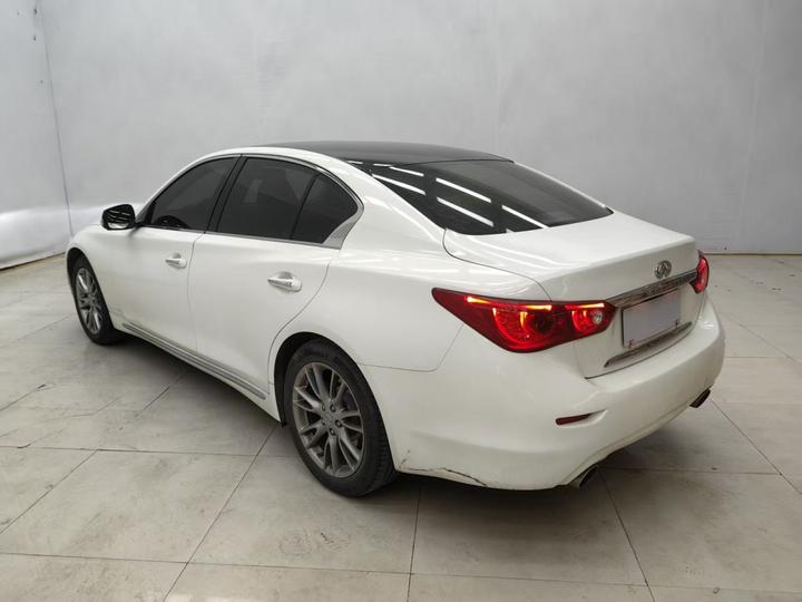 Q50L 2016 2.0T Luxury photo 4