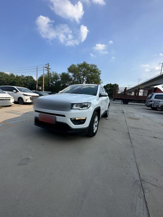 Compass 2019 220T AT photo 2