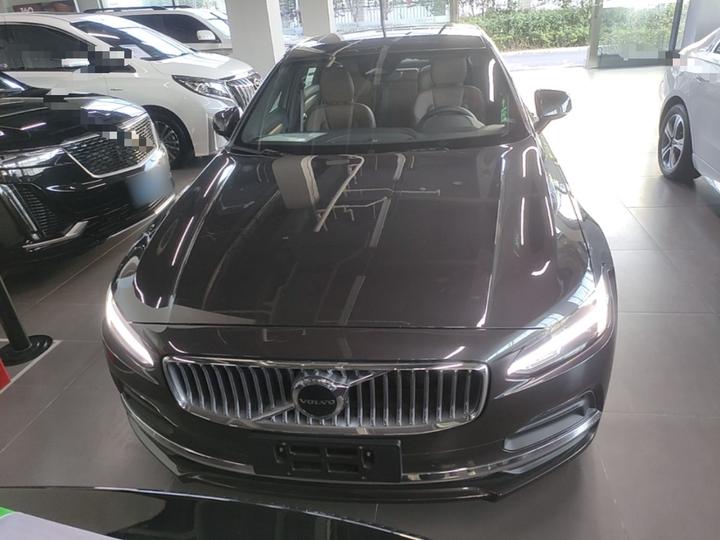 S90 2024 B5 Luxury photo 2