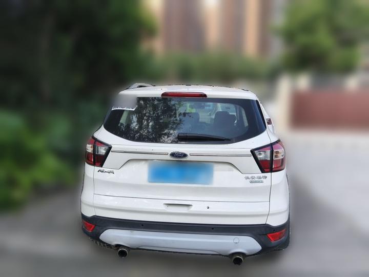 Kuga 2018 EcoBoost 180 RWD photo 5