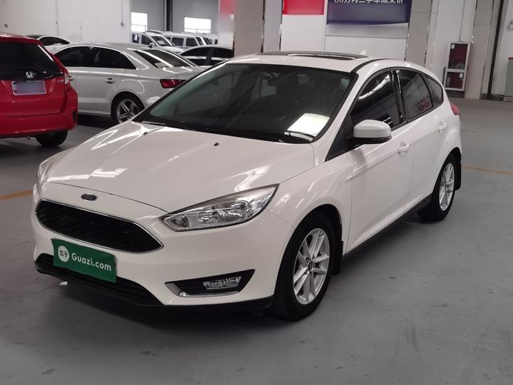 Focus 2017 Hatchback 1.6L AT Fashion