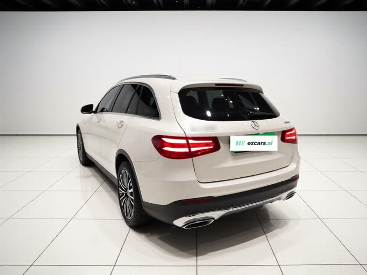 GLC 2017 GLC 200 4MATIC photo 4