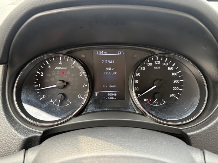 X-Trail 2017 2.5L CVT Luxury 4WD photo 5