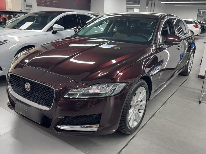 XFL 2018 XFL 2.0T 250PS Luxury