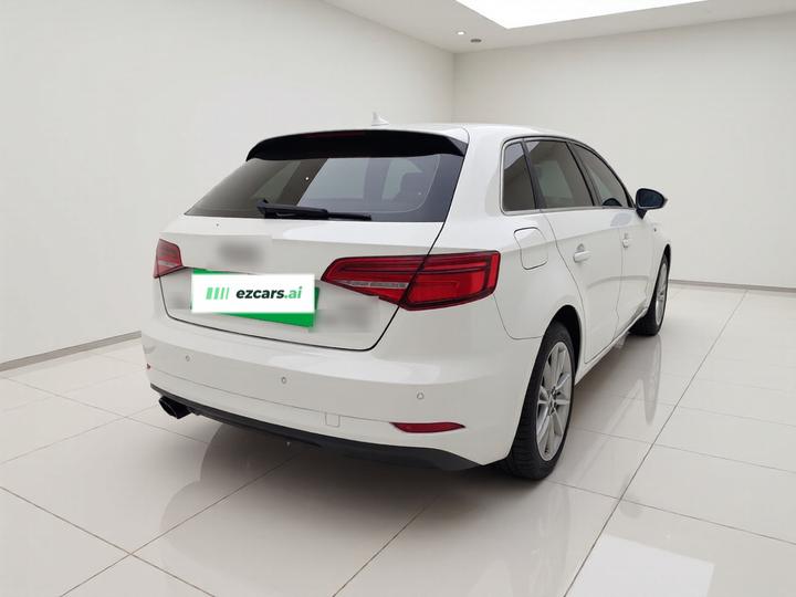 A3 2018 30 Anniversary Sportback 35 TFSI Progressive photo 6