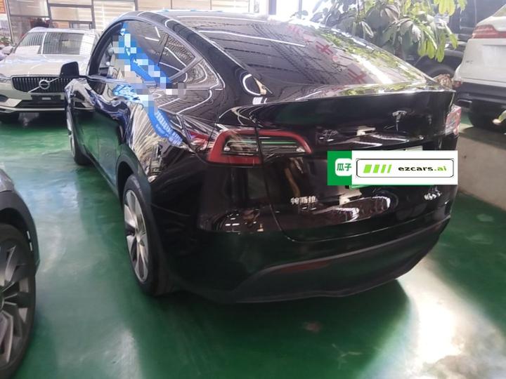 Model Y 2022 Facelift RWD photo 4