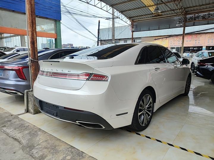 MKZ 2020 2.0T photo 4