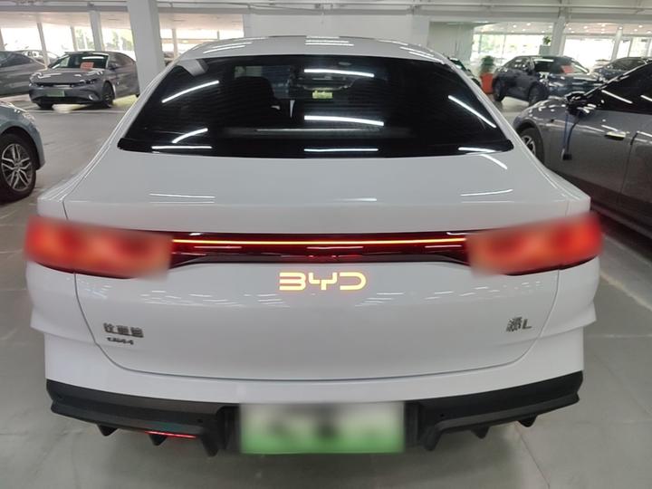 Qin L 2024 DM-i 120KM Excellence photo 3