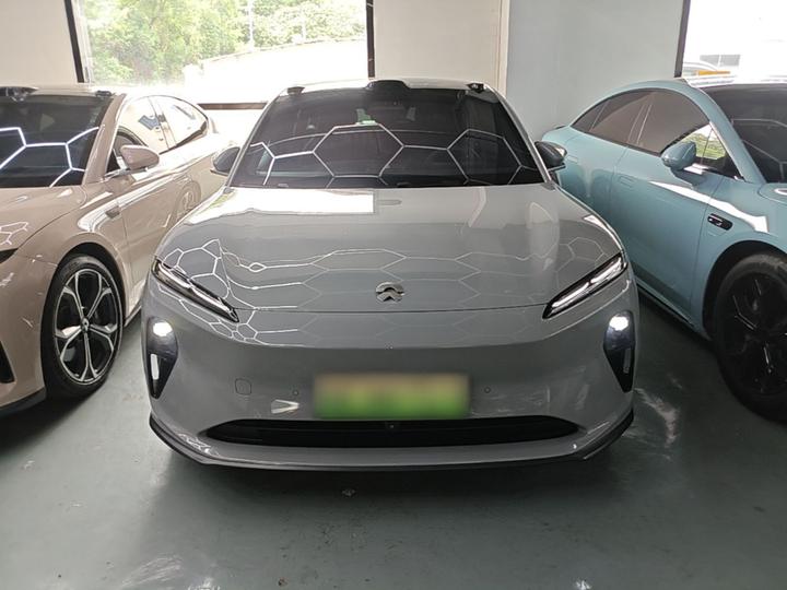 ET5T 2024 75kWh Touring photo 2