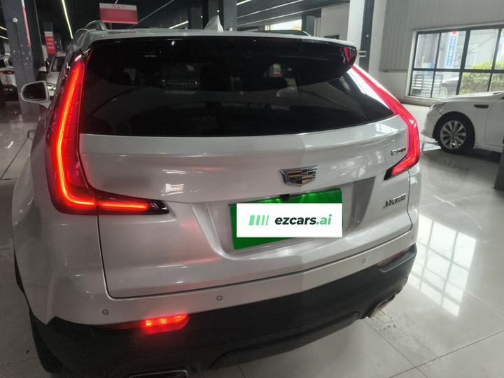 XT4 2018 28T RWD Tech photo 3