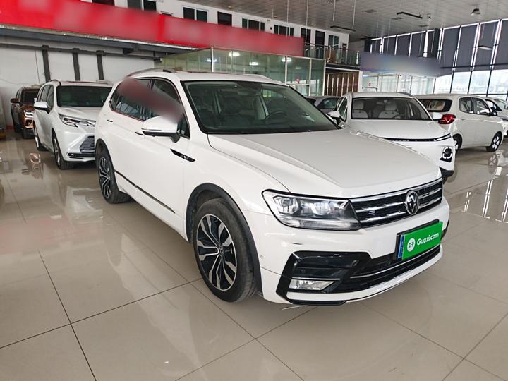 Tiguan L 2021 330TSI AT RWD R-Line photo 3