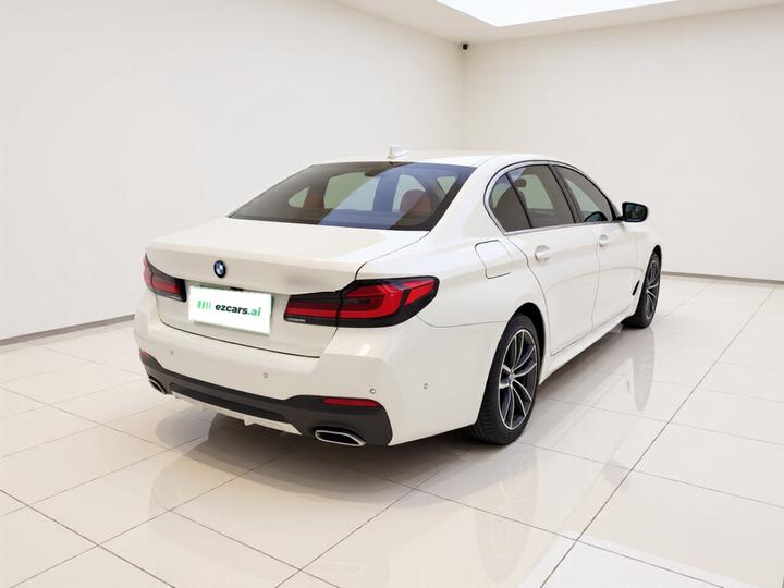 5 Series 2021 525Li M Sport Package photo 6