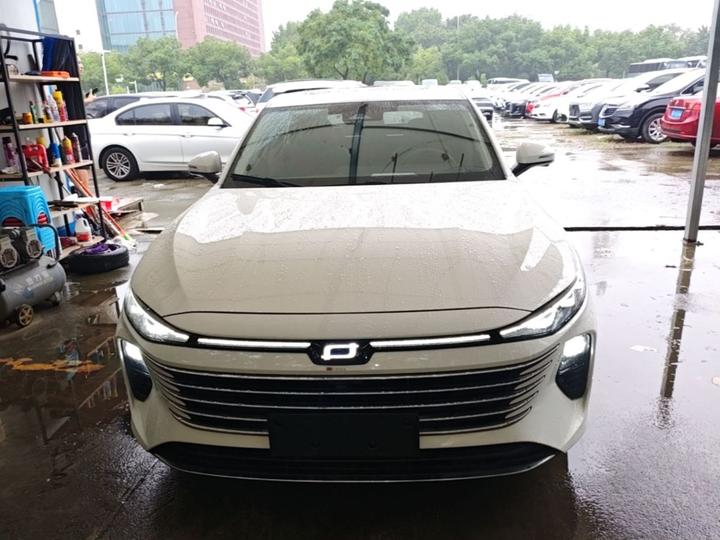 Bestune B70 2024 4th Gen 2.0T photo 2