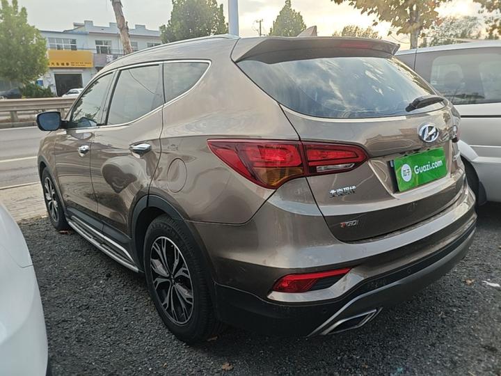 Santa Fe 2017 2.0T AT AWD Smart 7-Seater photo 4
