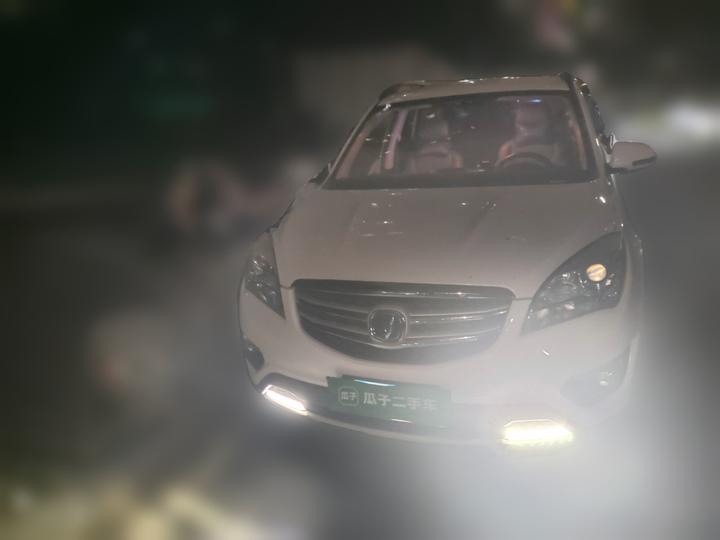 CS35 2016 1.6L MT Luxury China V photo 2
