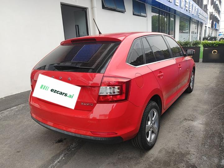 Rapid Spaceback 2019 Facelift 1.5L AT Comfort China V photo 6