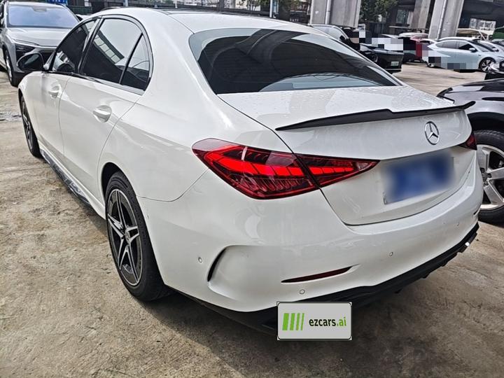 C-Class 2023 C 260 L Sport photo 4