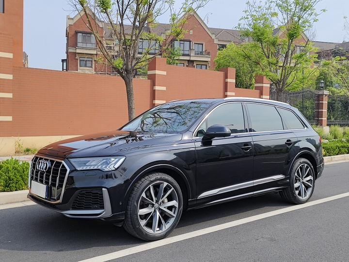 Q7 2020 55 TFSI quattro S line Sport