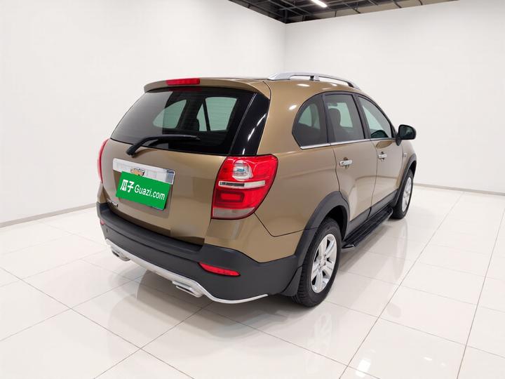 2015 2.4L RWD City 7-Seater photo 6