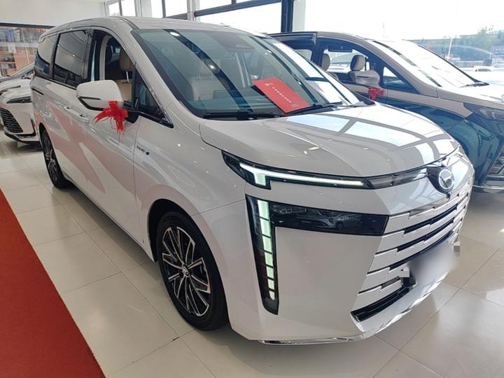 GAC Trumpchi E8 EV 2024 150km MAX photo 3
