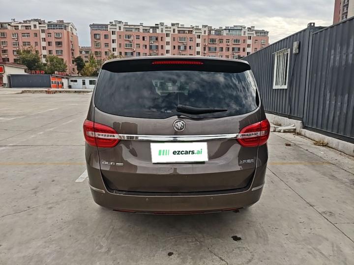 GL8 2017 25S Premium China V photo 3