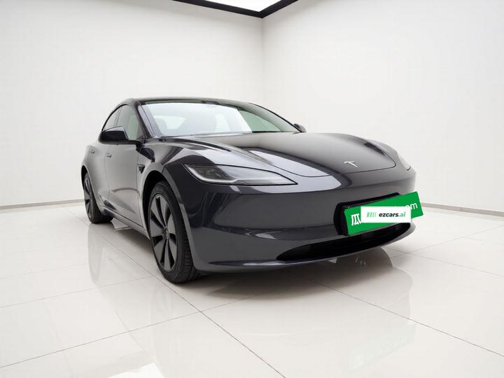 Model 3 2023 RWD photo 3